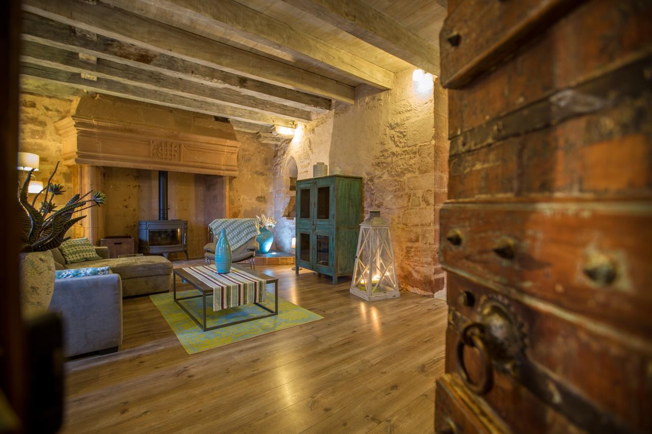 Logishotels Le Relais Du Quercy Meyssac Bagian luar foto
