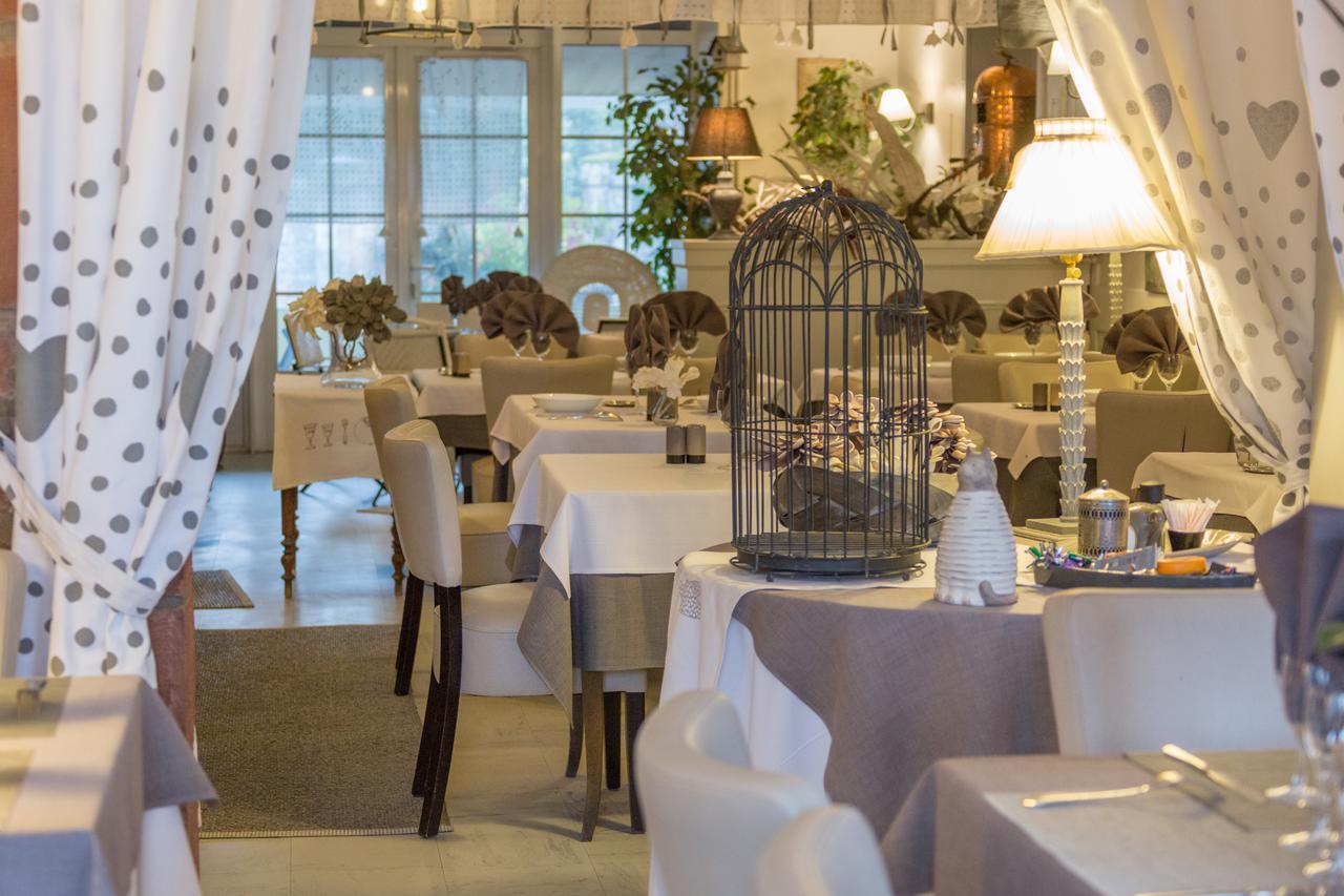 Logishotels Le Relais Du Quercy Meyssac Bagian luar foto