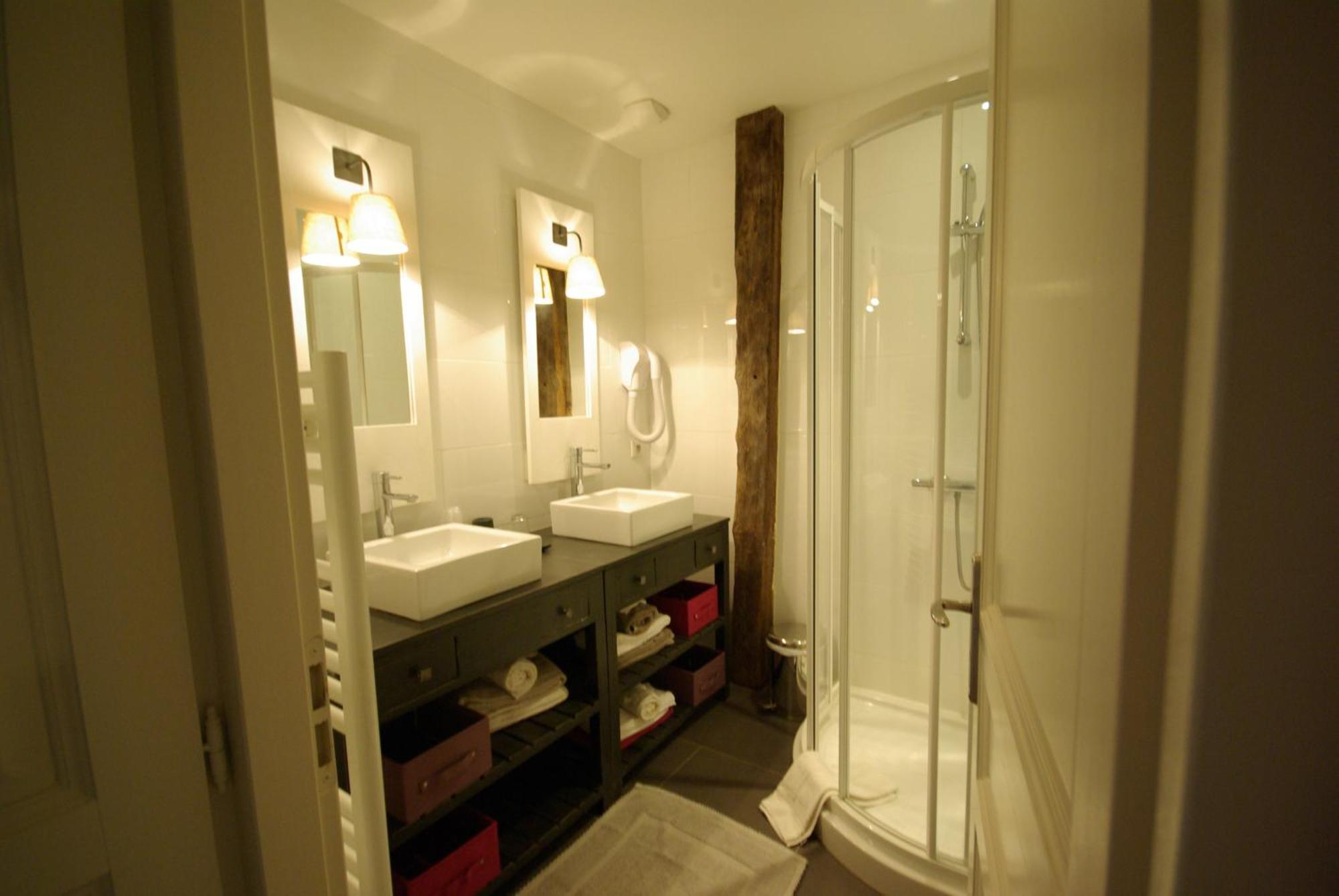 Logishotels Le Relais Du Quercy Meyssac Bagian luar foto
