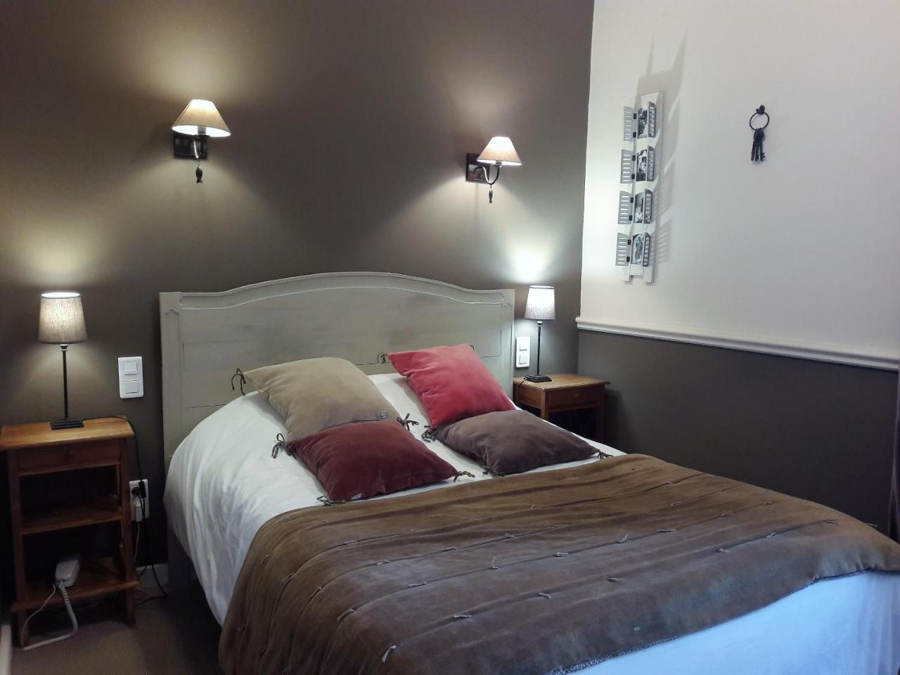 Logishotels Le Relais Du Quercy Meyssac Bagian luar foto